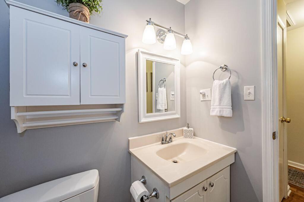 Kelly'S Comfortable Quinton Home Екстериор снимка