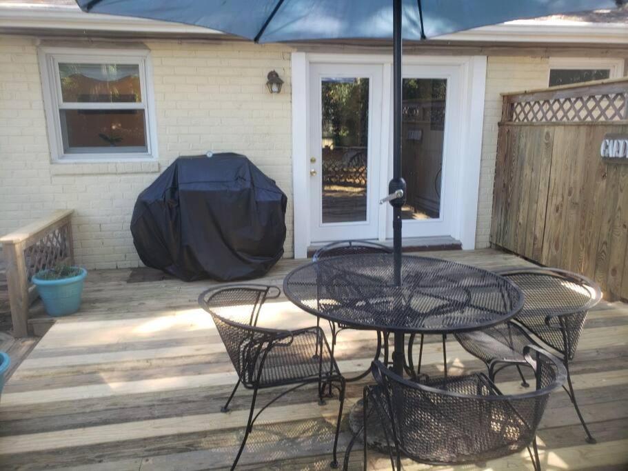 Kelly'S Comfortable Quinton Home Екстериор снимка