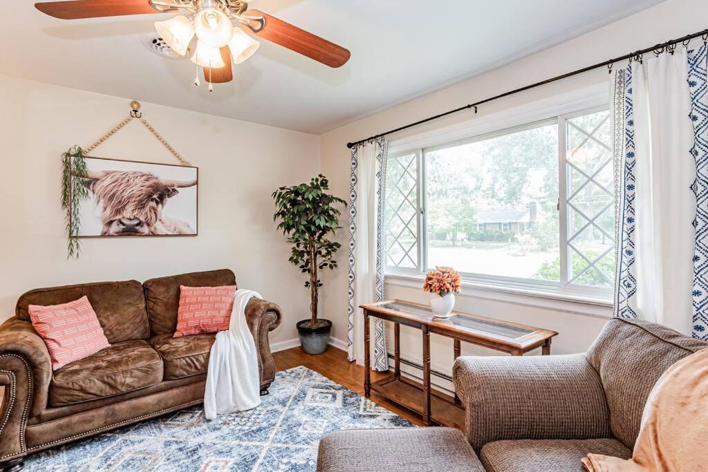 Kelly'S Comfortable Quinton Home Екстериор снимка