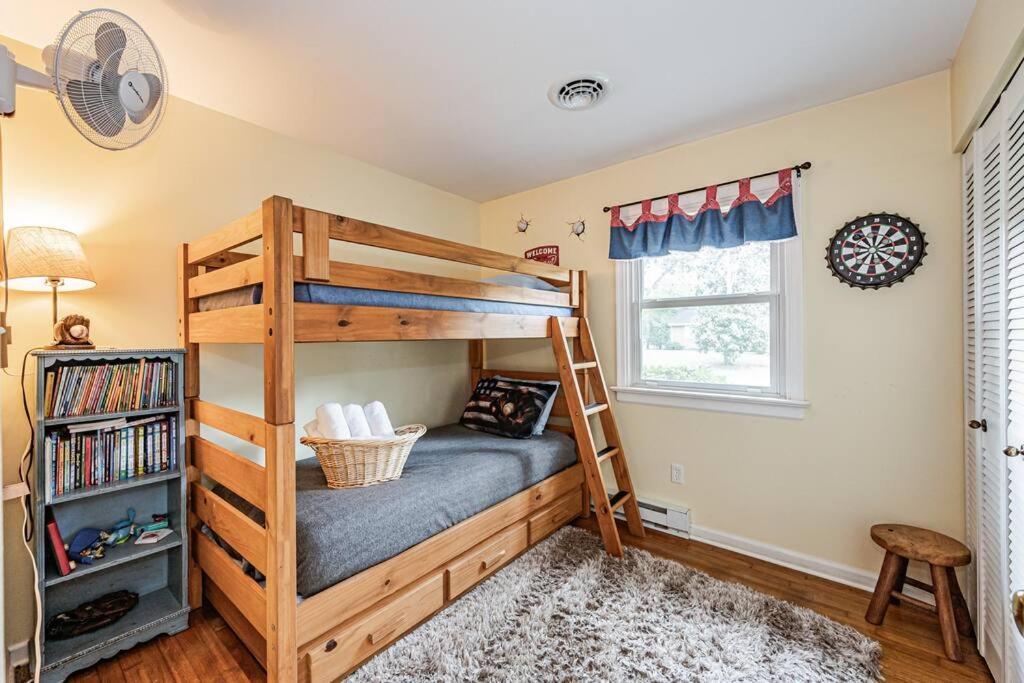 Kelly'S Comfortable Quinton Home Екстериор снимка