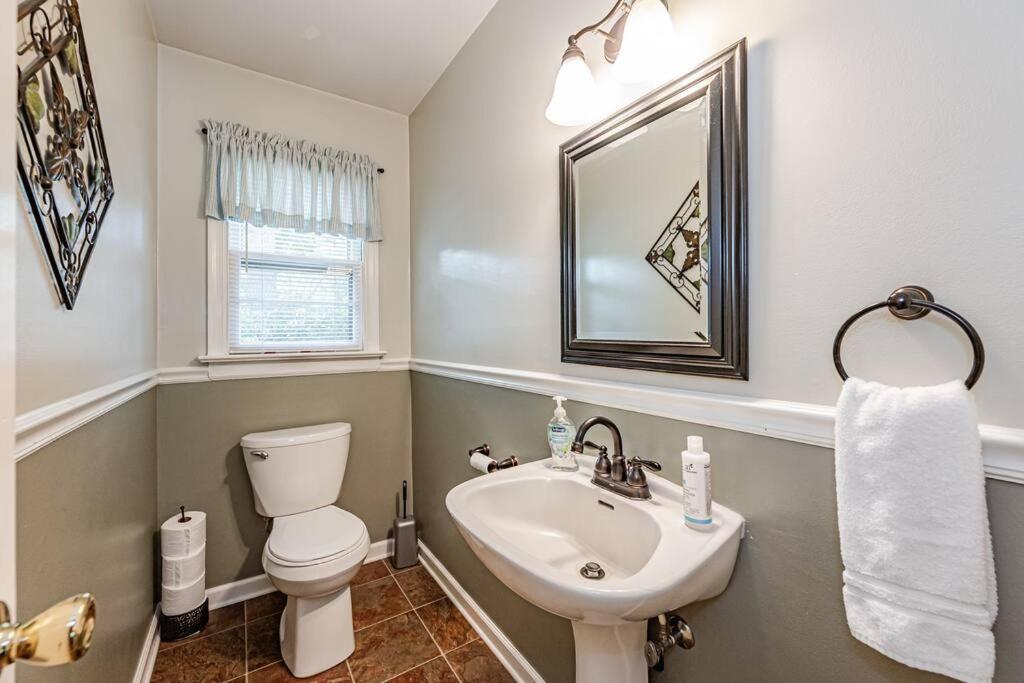 Kelly'S Comfortable Quinton Home Екстериор снимка